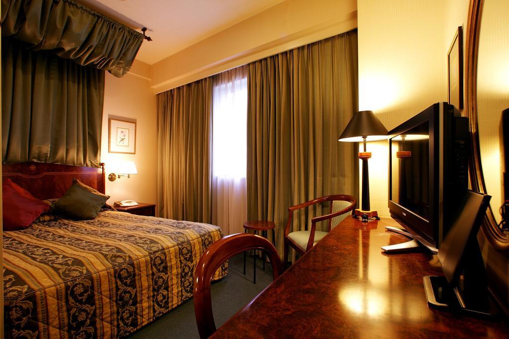Dukes Hotel Nakasu Fukuoka  Eksteriør billede