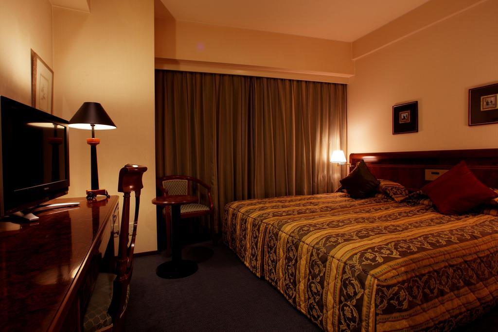 Dukes Hotel Nakasu Fukuoka  Eksteriør billede
