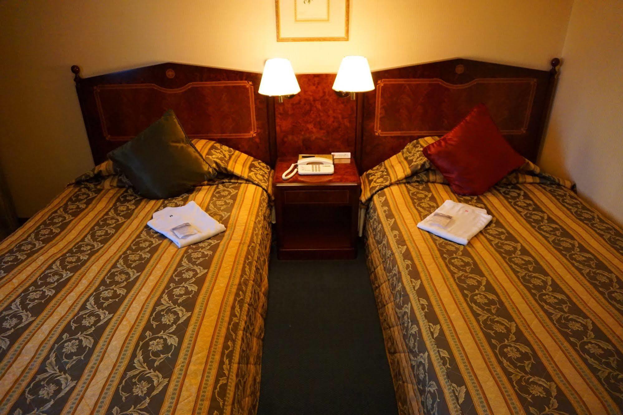 Dukes Hotel Nakasu Fukuoka  Eksteriør billede