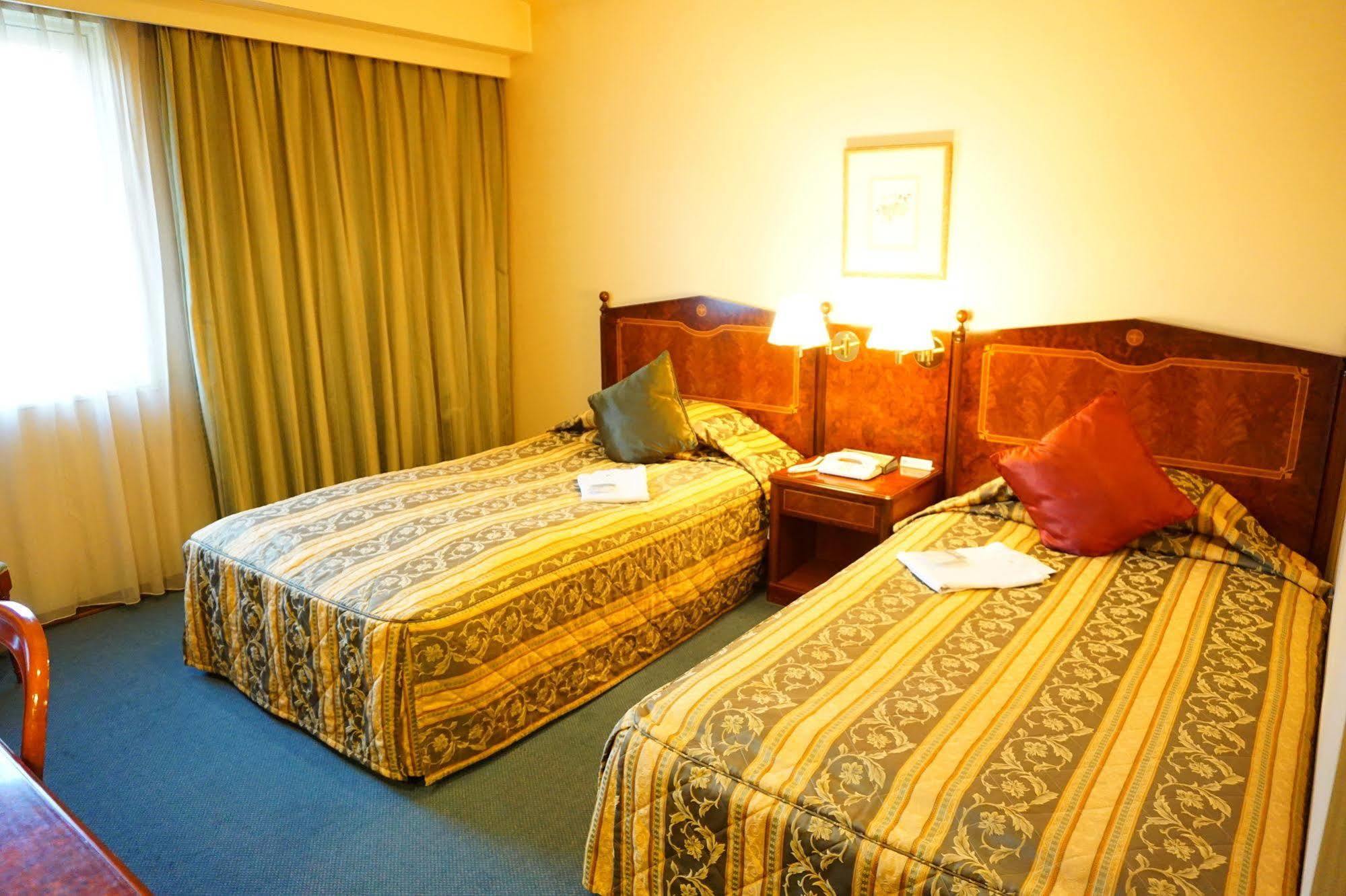 Dukes Hotel Nakasu Fukuoka  Eksteriør billede